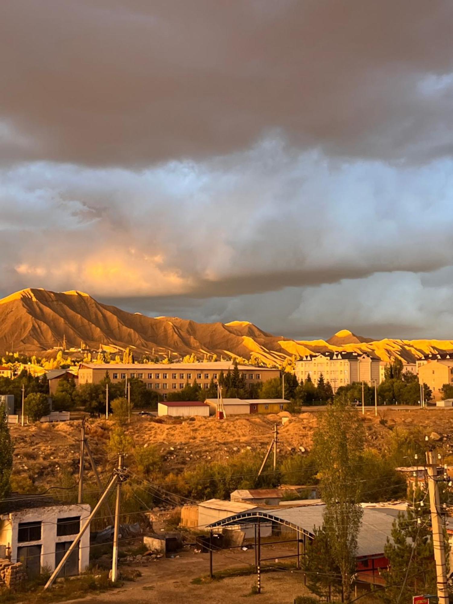 Tumar Guest House Naryn Zewnętrze zdjęcie